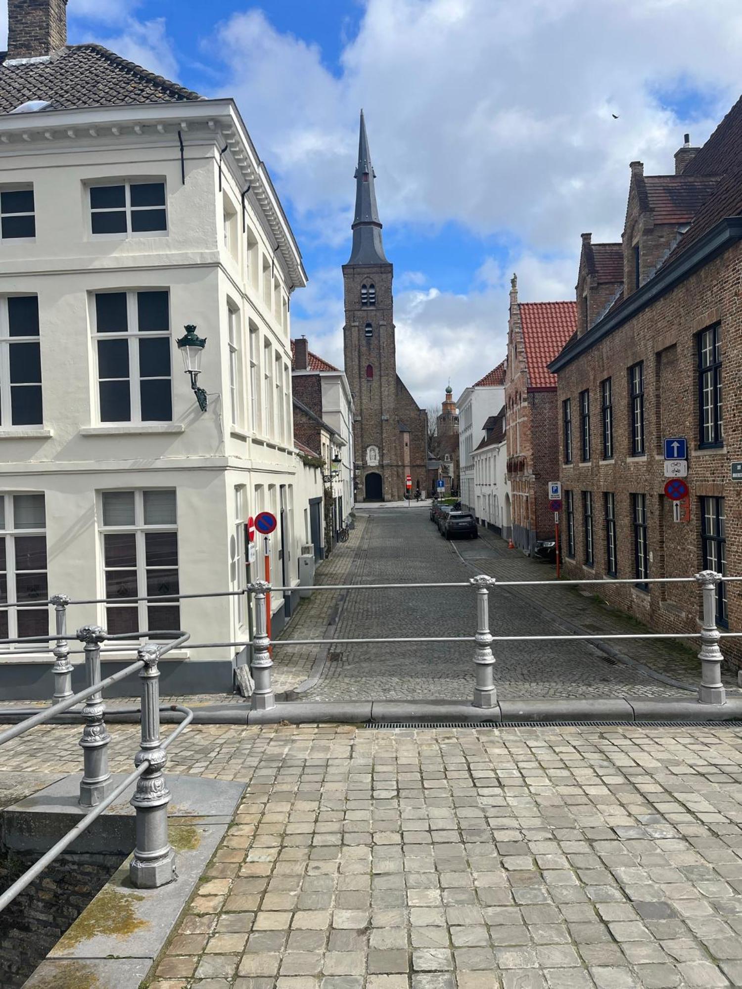 B&B Anna9 Brugge Kültér fotó